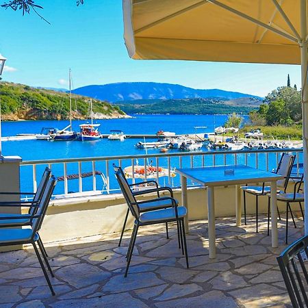 Theophilos Dio Agios Stefanos  Экстерьер фото