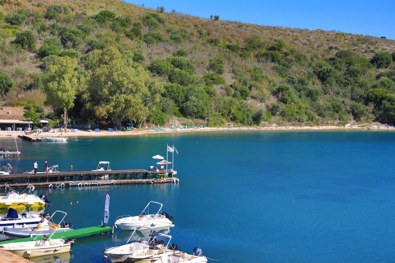 Theophilos Dio Agios Stefanos  Экстерьер фото